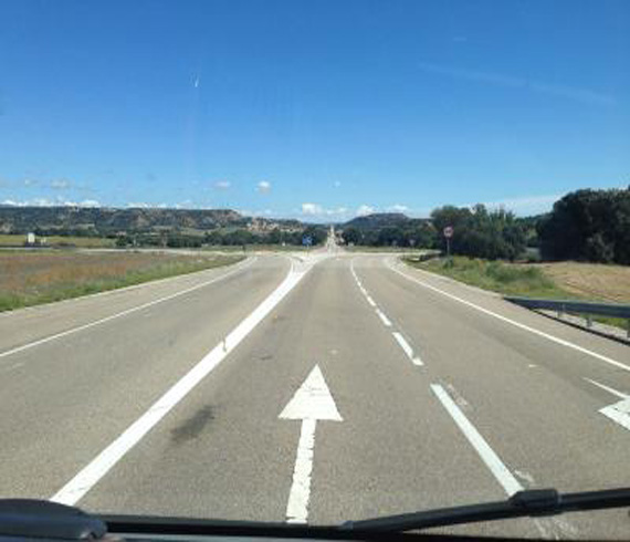 ?？的そY(jié)構(gòu)車棚案例